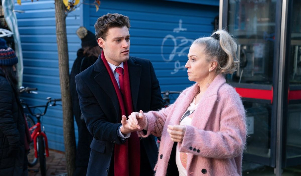 EastEnders Spoilers - Johnny & Linda