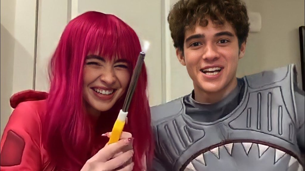 Sabrina Carpenter- Joshua Bassett