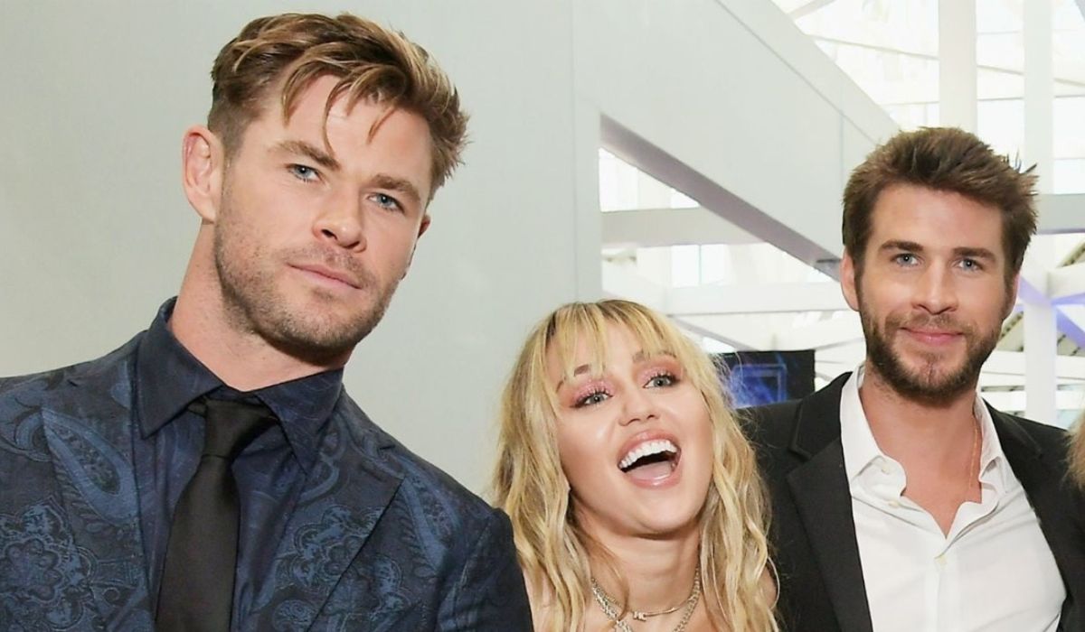 Chris Hemsworth - Liam Hemsworth- Miley Cyrus