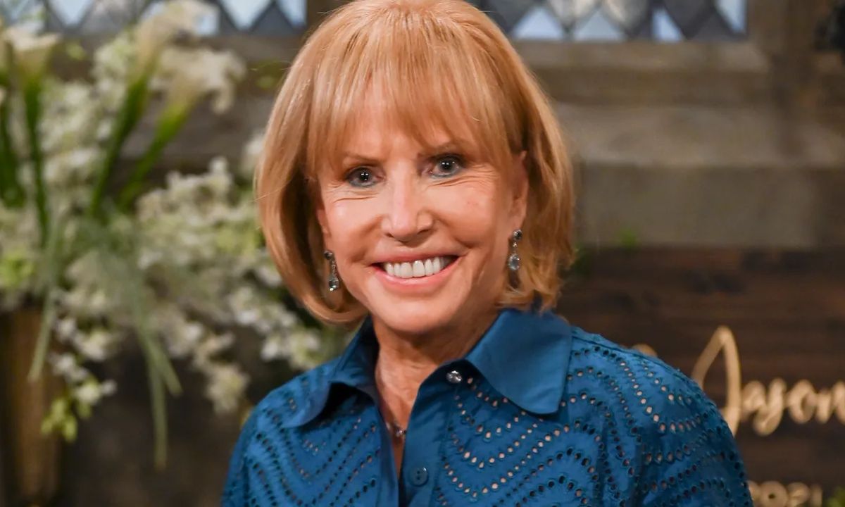 General Hospital - Monica
