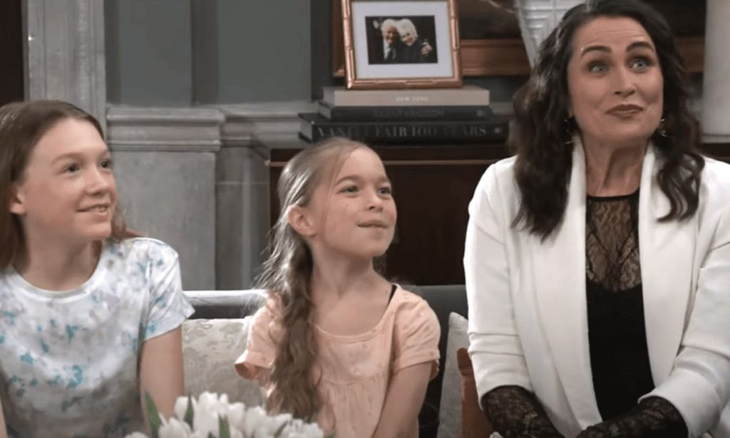 General Hospital comings and goings - Juliet Donenfeld