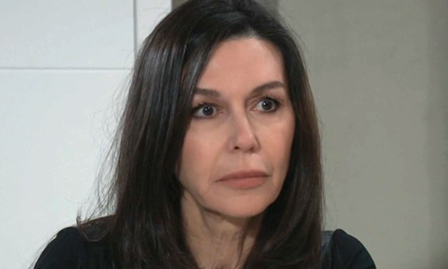 General Hospital Spoilers - Anna Alerts To Mac