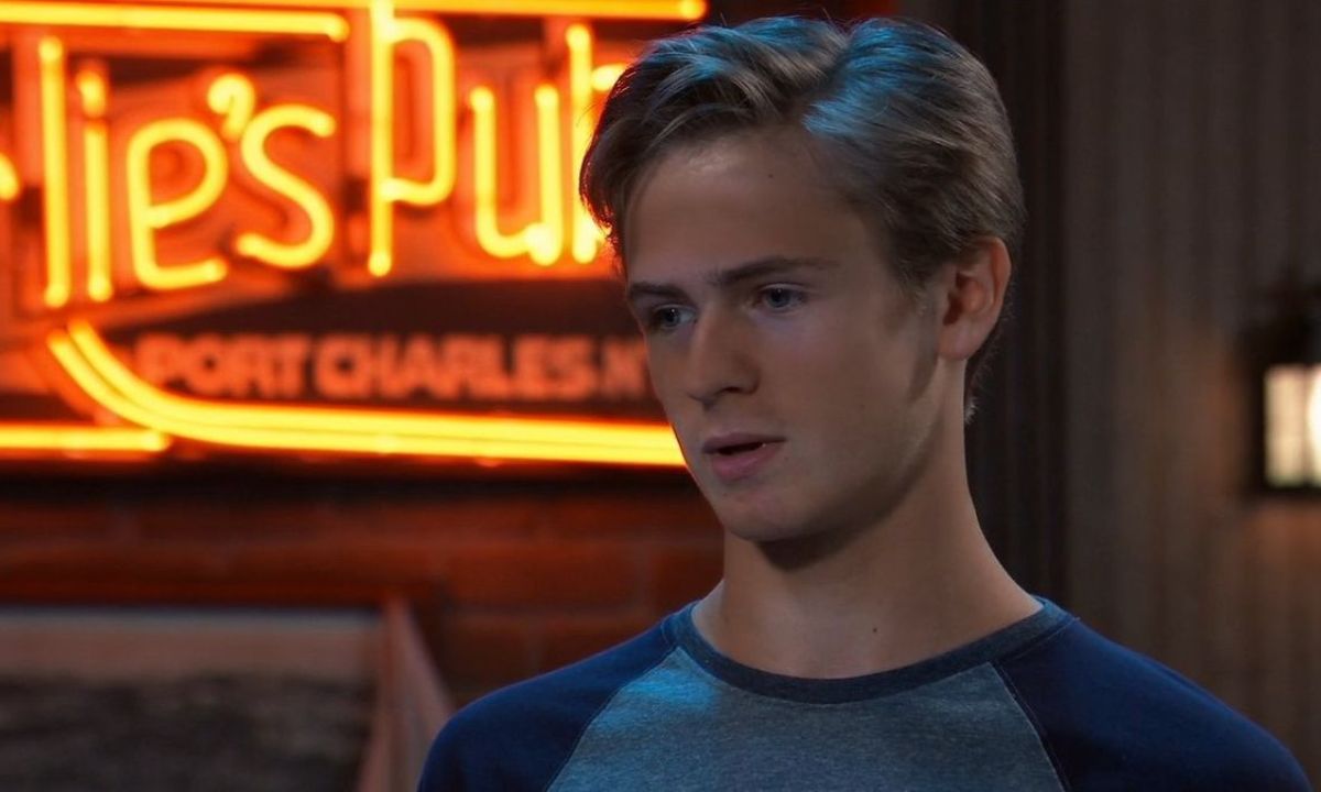 General Hospital comings and goings