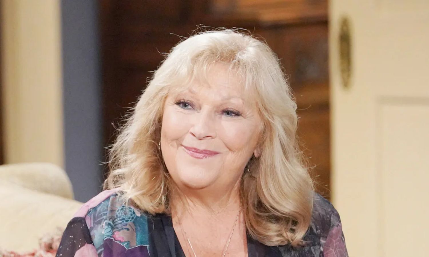 The Young and the Restless Spoilers - Traci welcomes her visitors