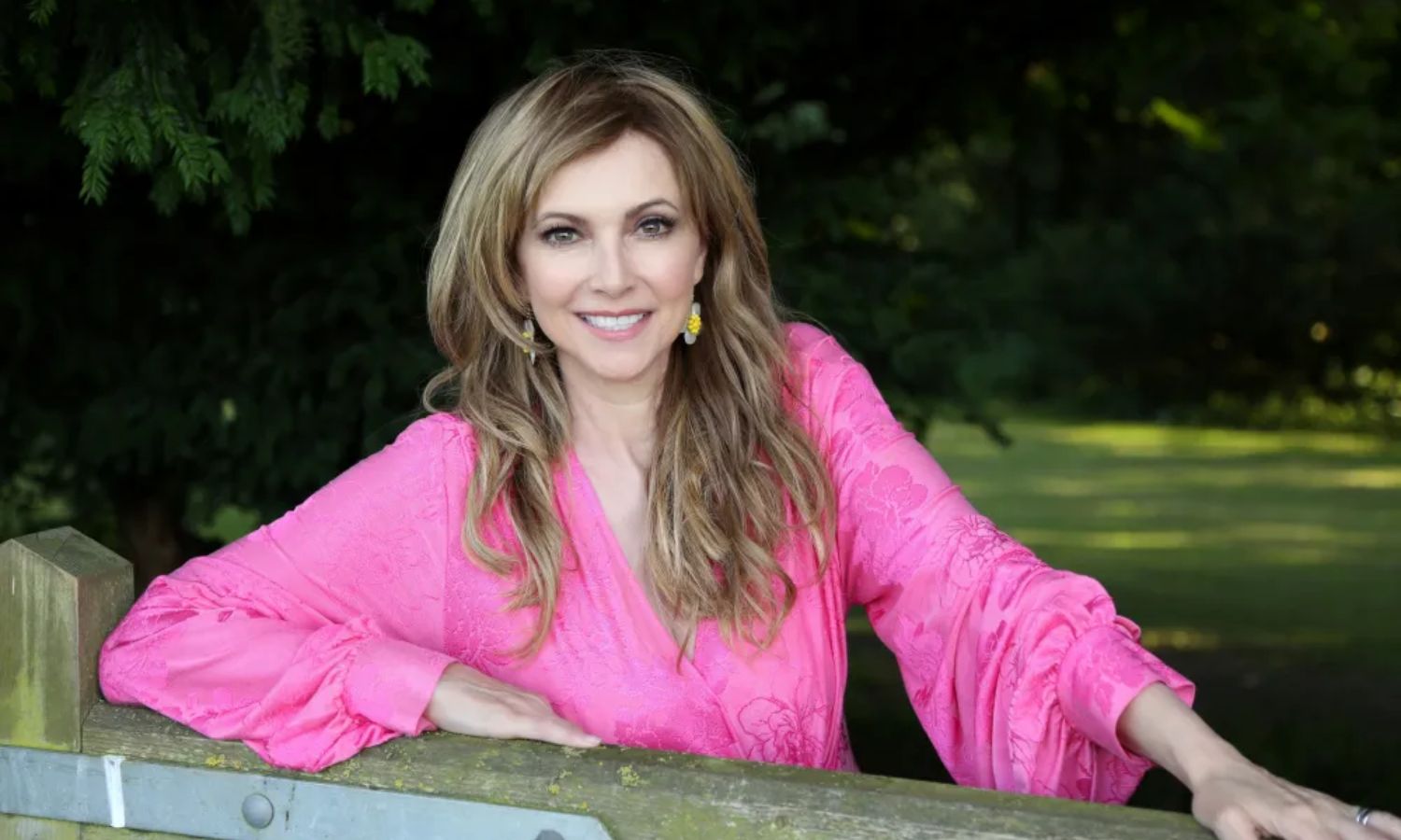 General Hospital Comings And Goings - Emma Samms as Holly Sutton