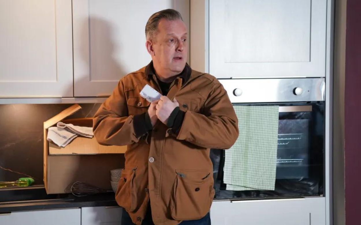 EastEnders Spoilers - Harvey - 27th Sept