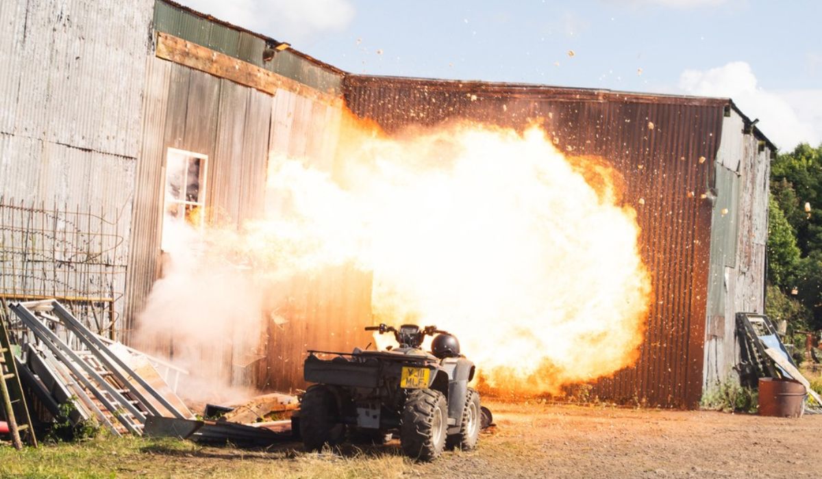 emmerdale-spoilers-barn-explosion