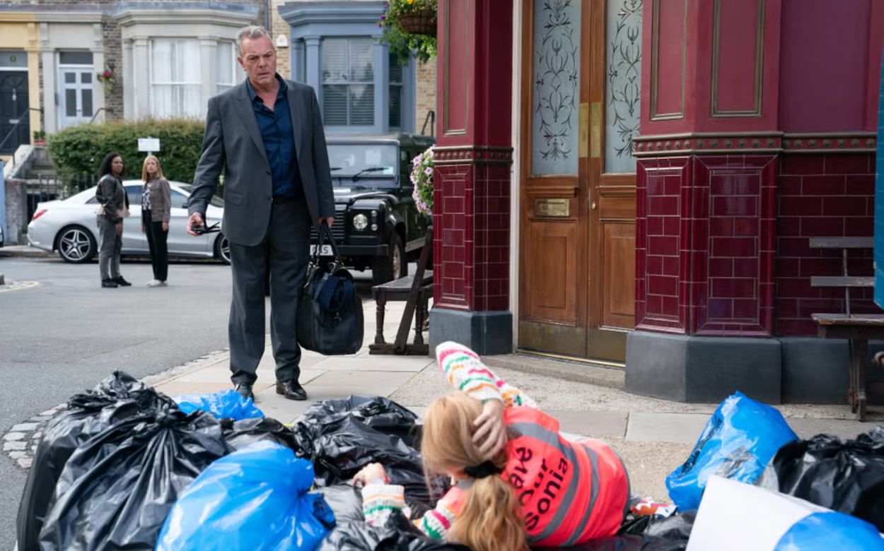 EastEnders Spoilers - David & Bianca - 1st Oct