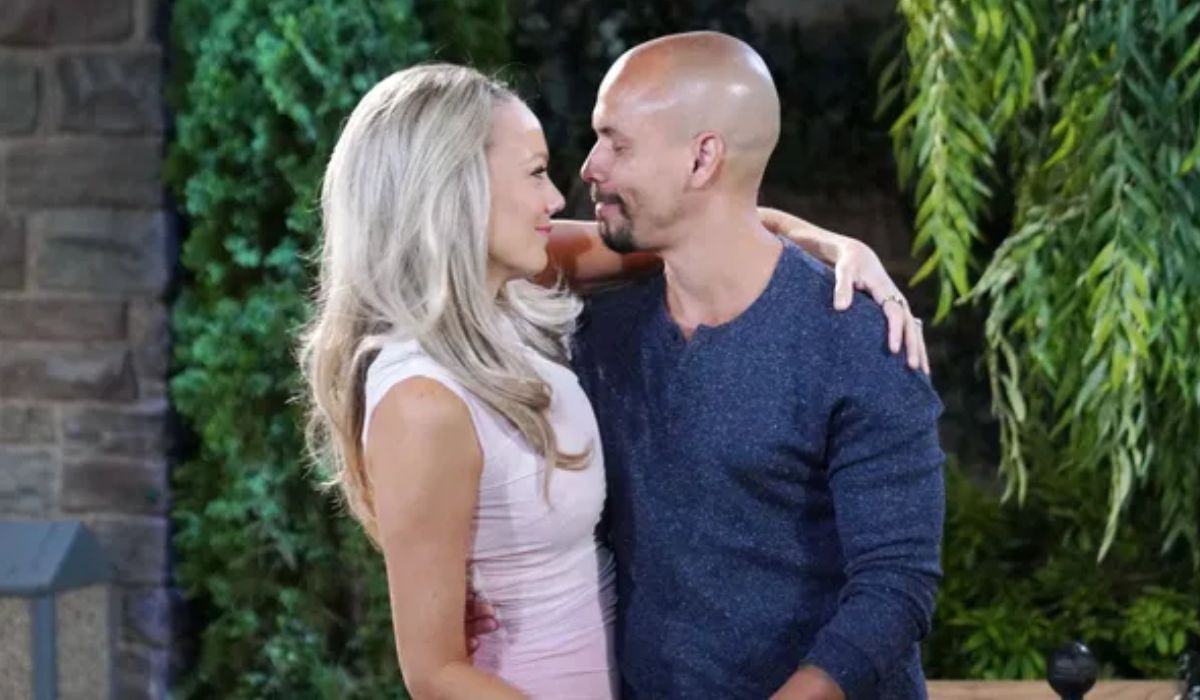devon-abby-The-Young-and-the-Restless-Comings-and-Goings