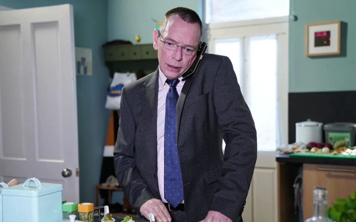 EastEnders Spoilers - Ian - 26th Nov