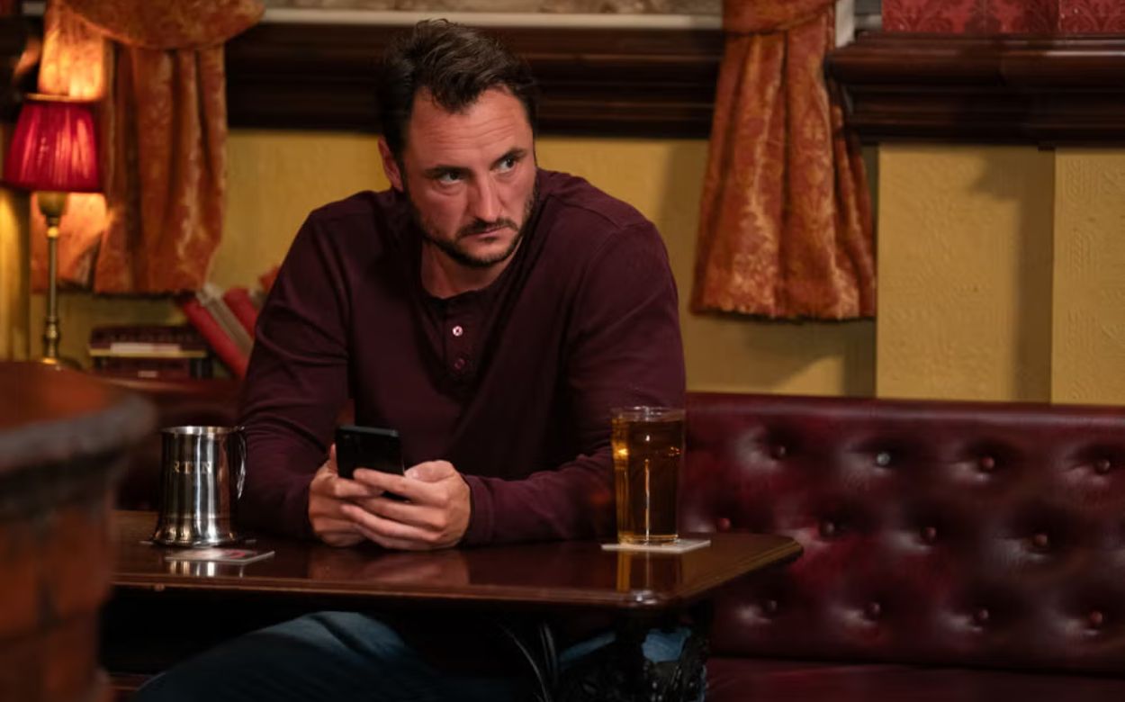 EastEnders Spoilers - Martin - 6th Nov
