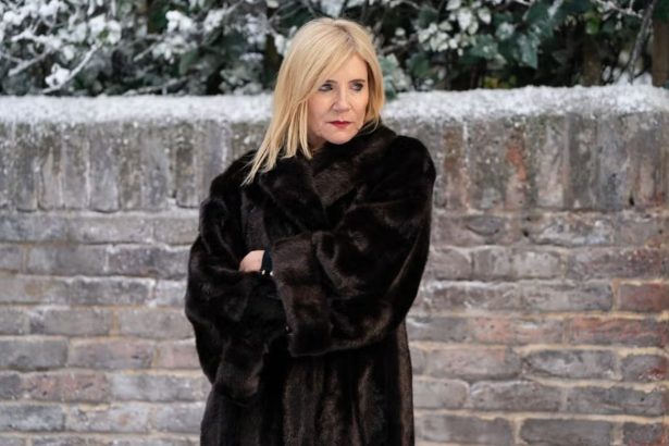 EastEnders Spoilers - Cindy - 10th Dec