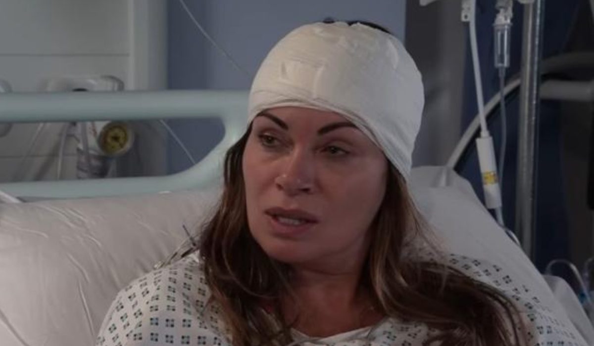 carla-hospitalized-coronation-street-spoilers