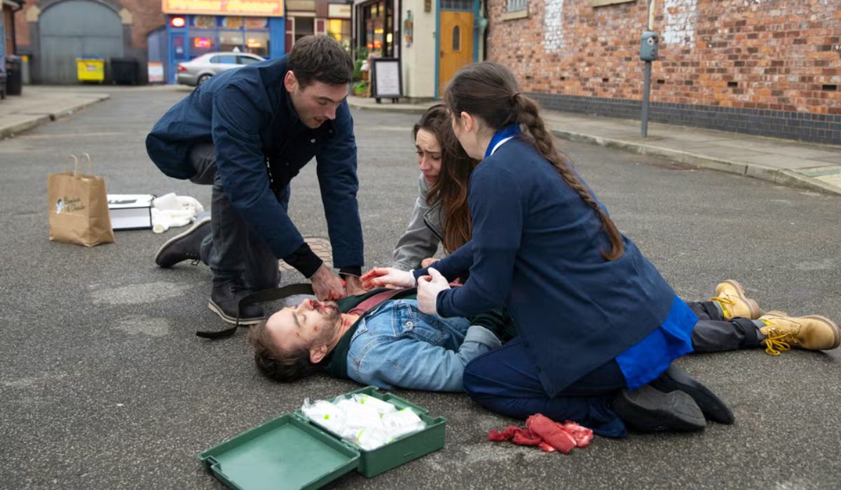 david-daisy-hit-coronation-street