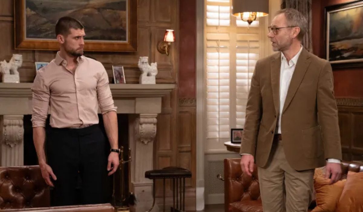 Emmerdale: Joe and Crowley meet