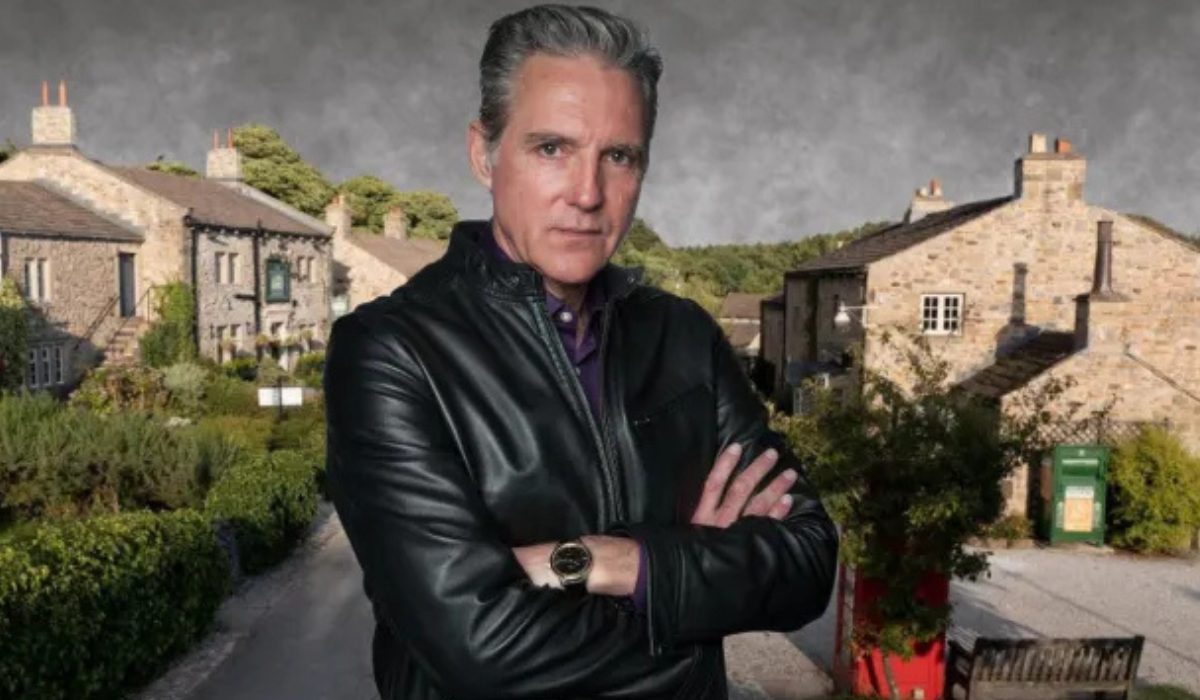 Emmerdale - Frank died in a fire accident