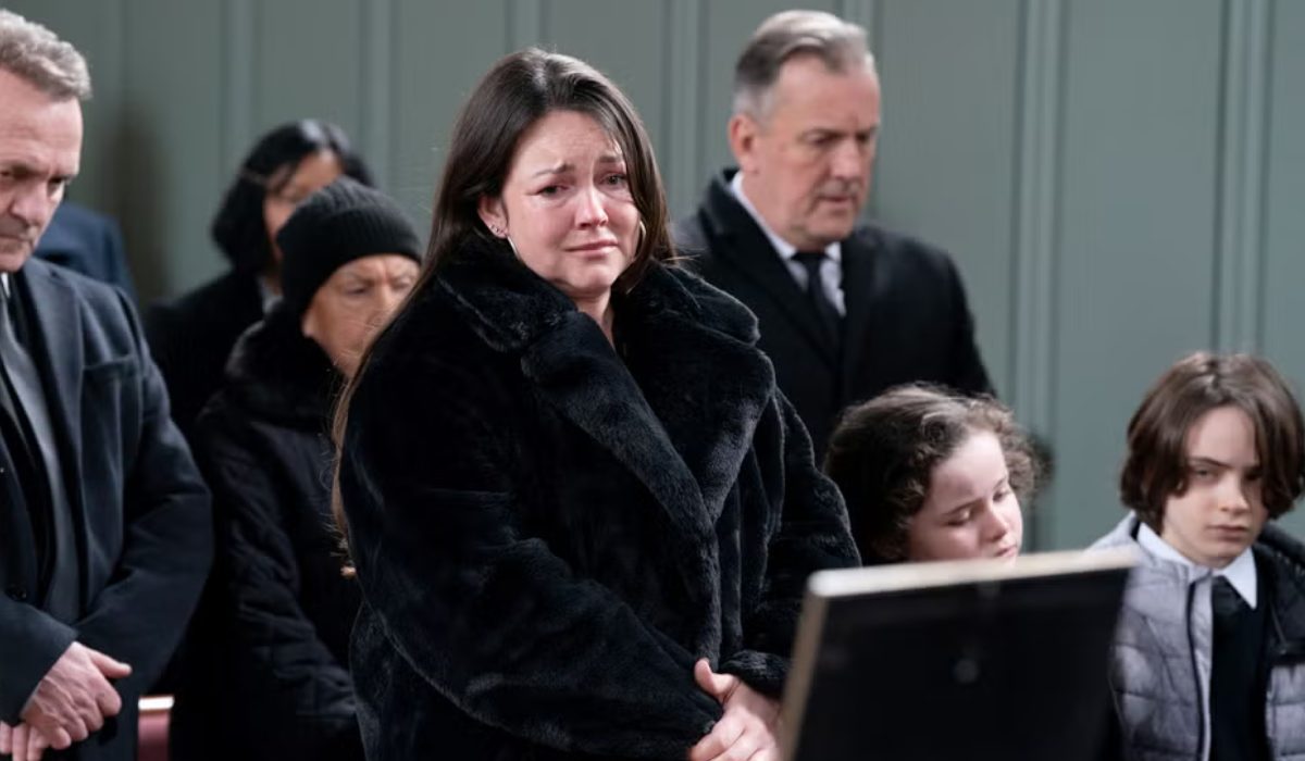 EastEnders: Lacey reflects on Stacey's condition