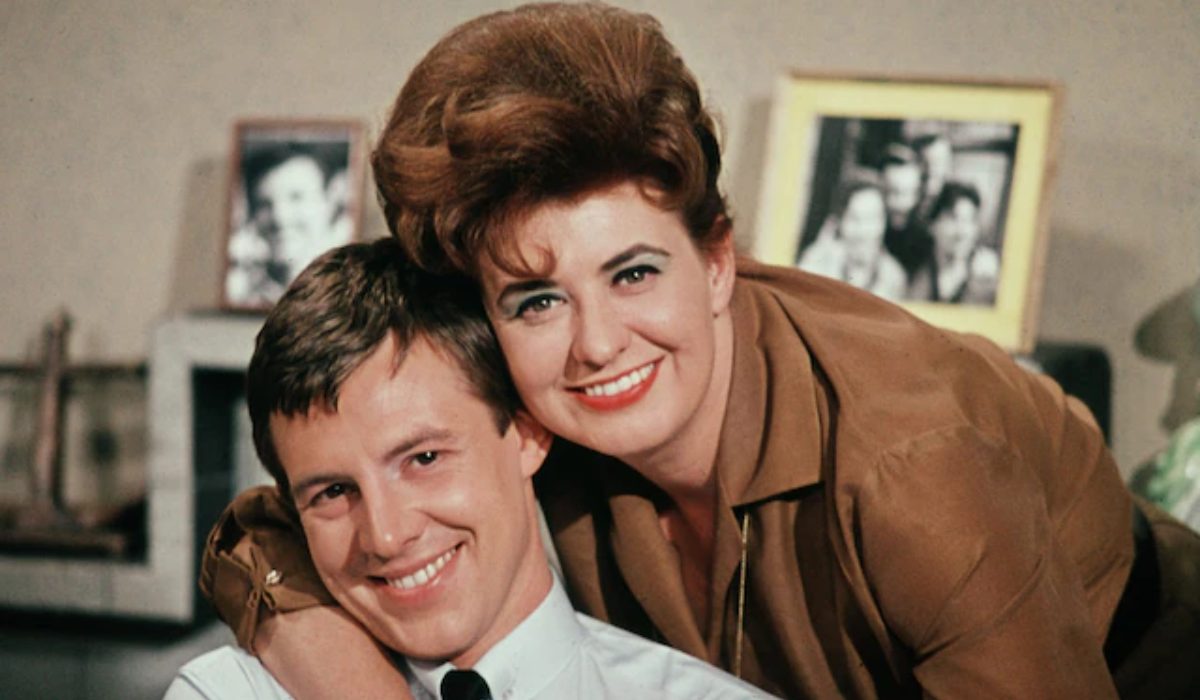 philip-lowrie-coronation-street