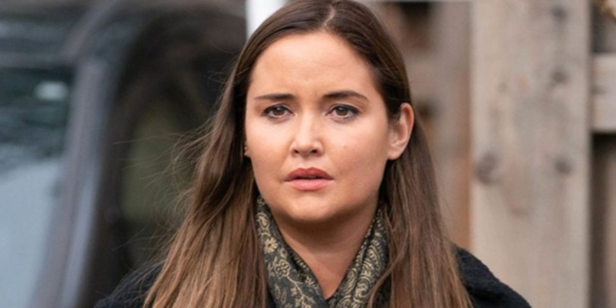 EastEnders - Lauren