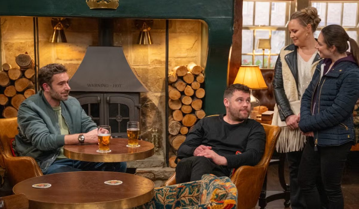 Emmerdale: Tracy is unaware about the killer John