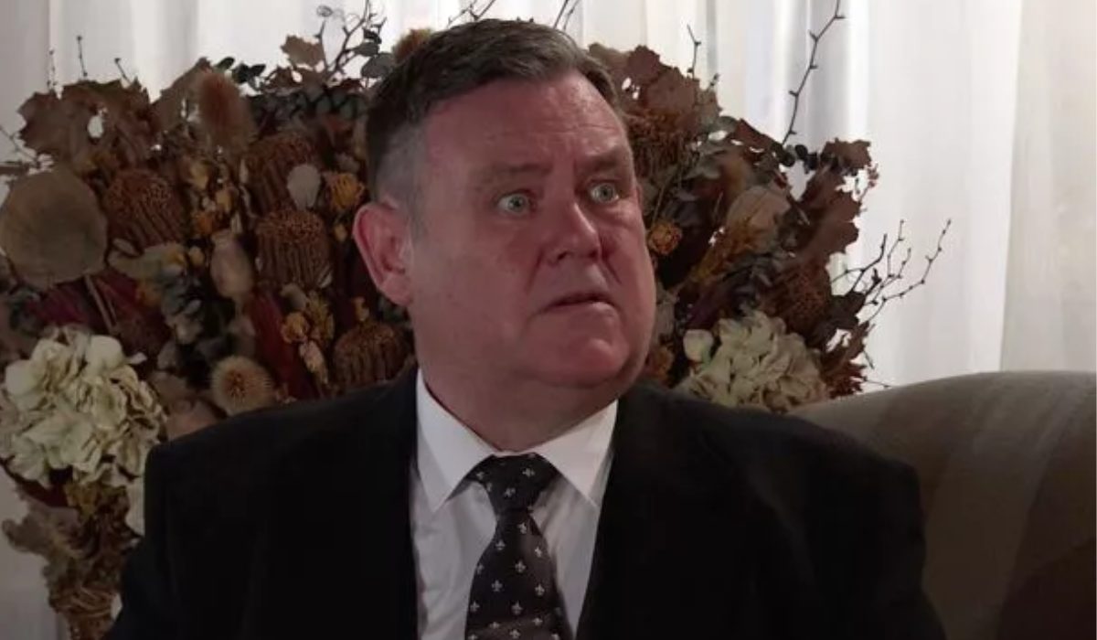 george-shocked-coronation-street