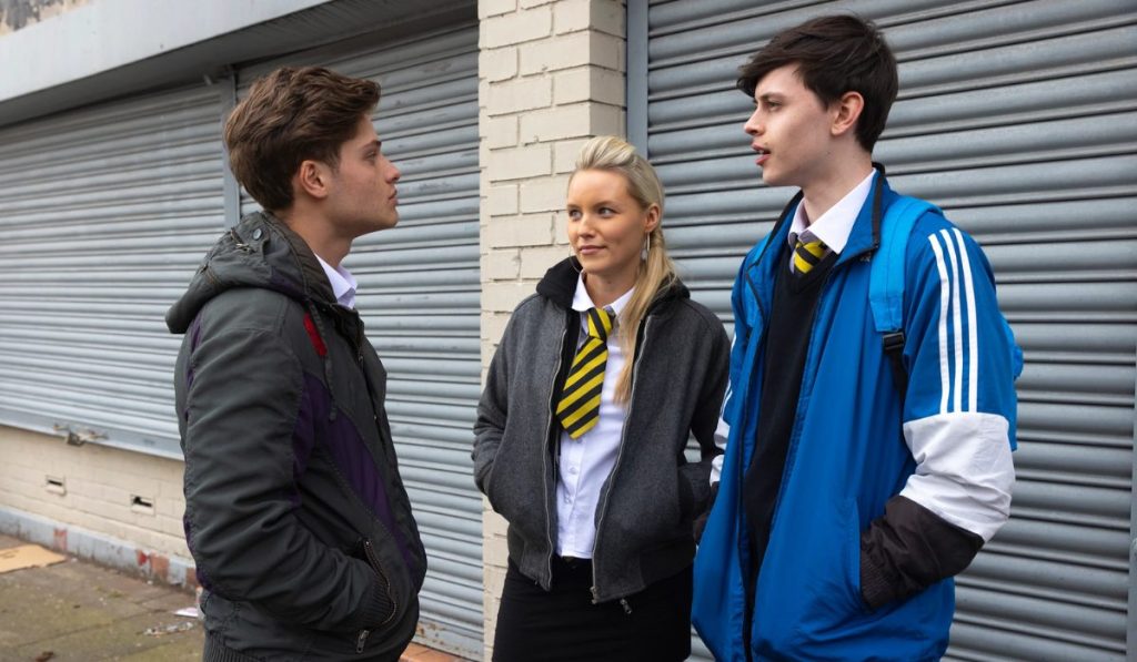 kit-mick-lou-coronation-street