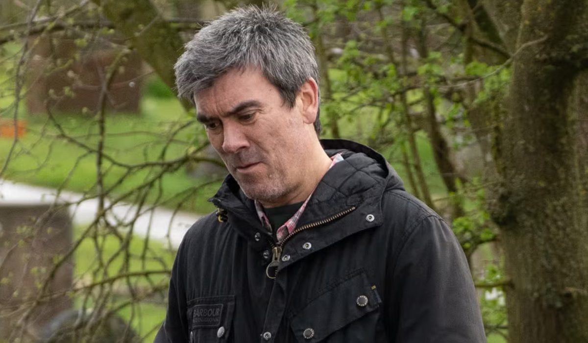 Emmerdale: Cain and Tracy blame each other