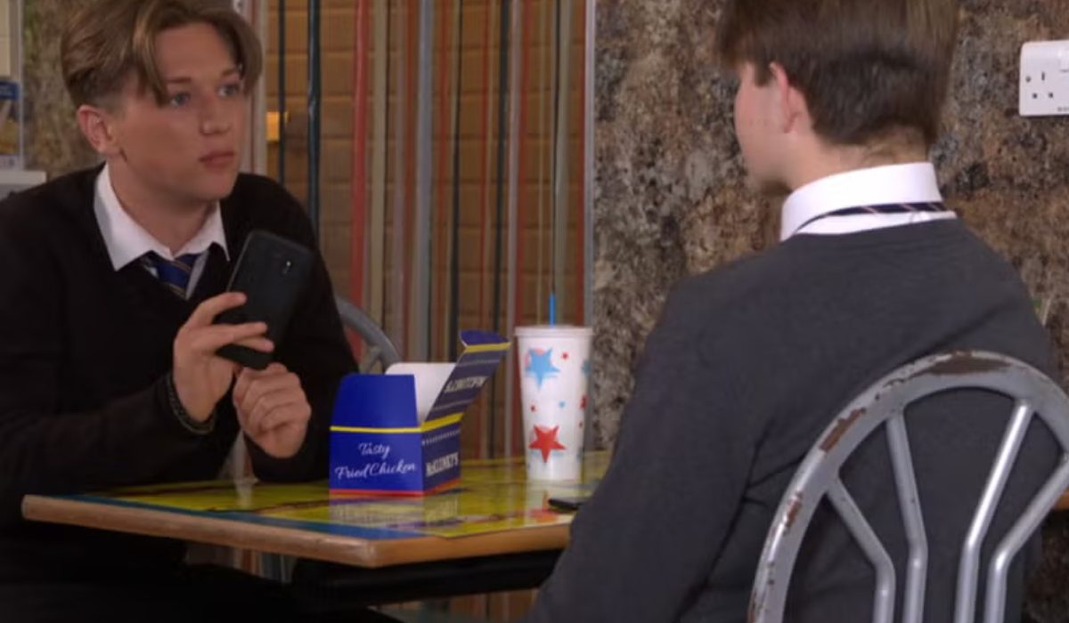 EastEnders: Joel manipulates Tommy!