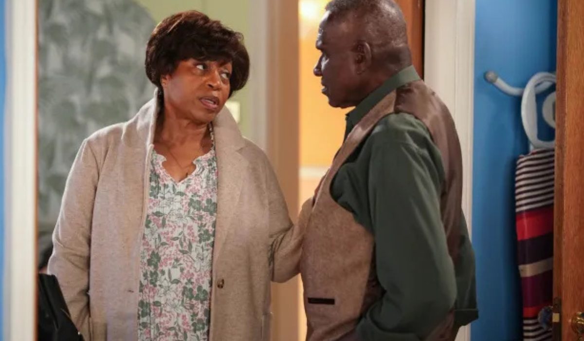 EastEnders: Problems rise