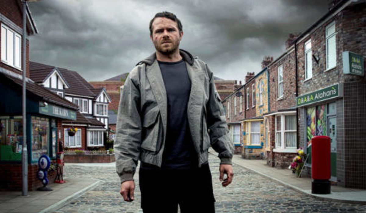 Coronation Street: What will he do?