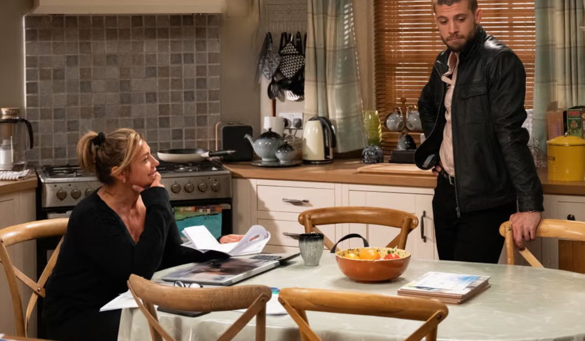 Emmerdale: What will Moira do?