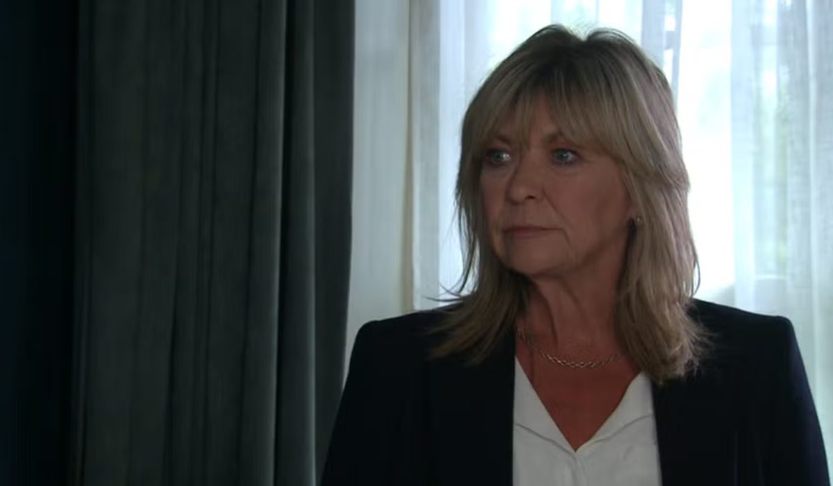 Emmerdale: Kim learns about Crowley's truth