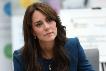 Royal News: Kate cheers the team