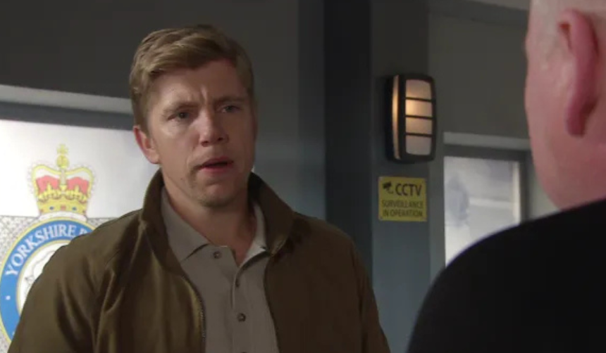 Emmerdale: Robert wants to leave the village