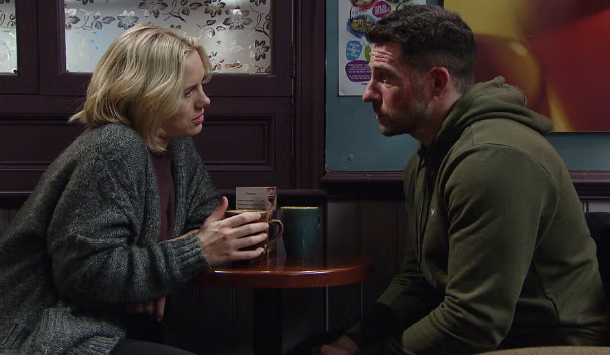 Emmerdale: Ross hides the truth