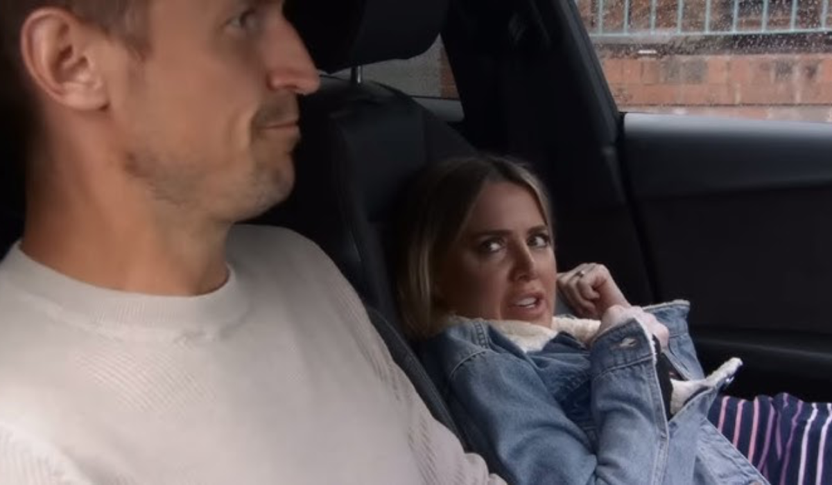 Coronation Street: Abi & Carl spotted!
