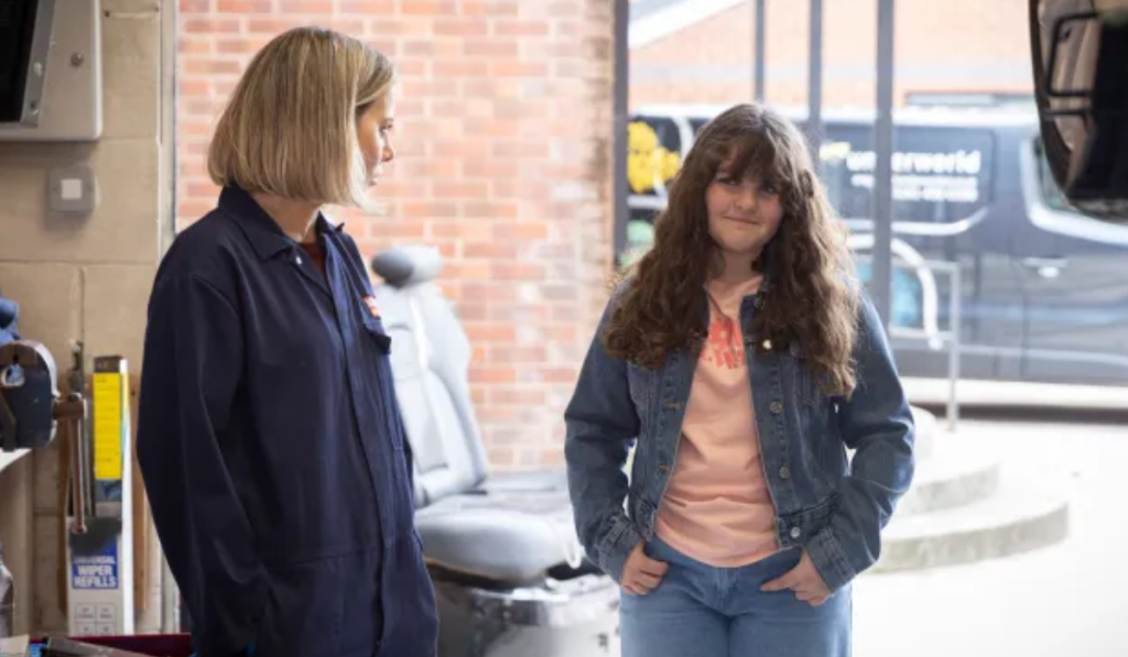 Coronation Street: Abi panics!