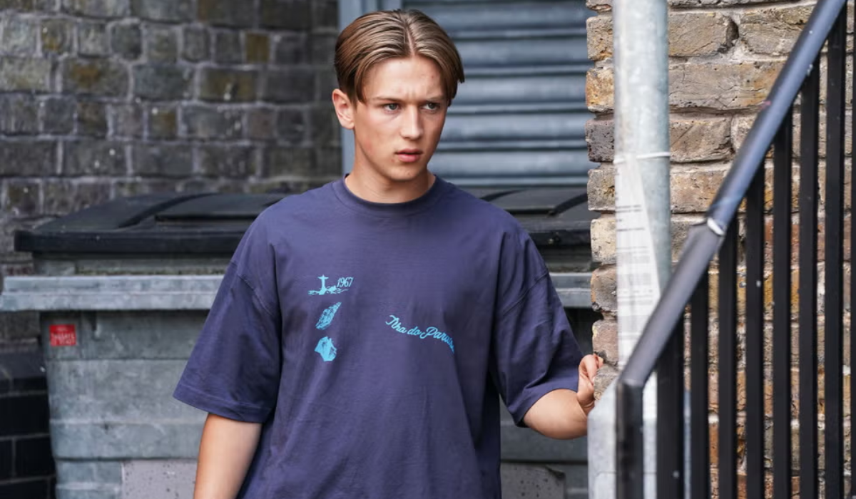 EastEnders-Joel