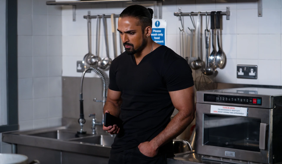 EastEnders-Priya and Ravi