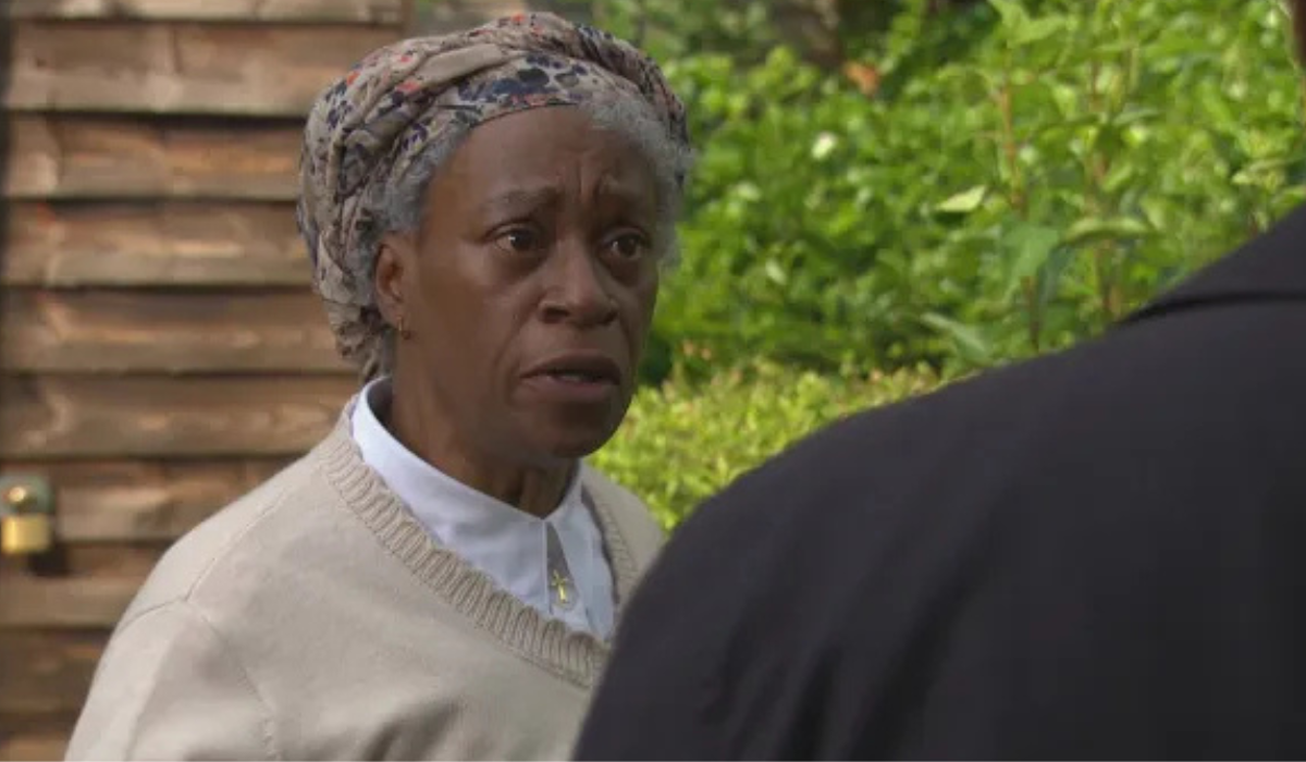 Emmerdale: Claudette is worried