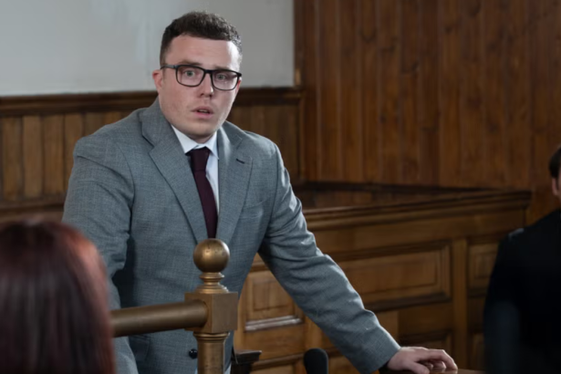 Emmerdale: Vinny is tensed