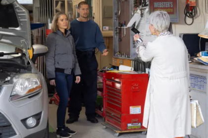Coronation Street: Debbie catches them