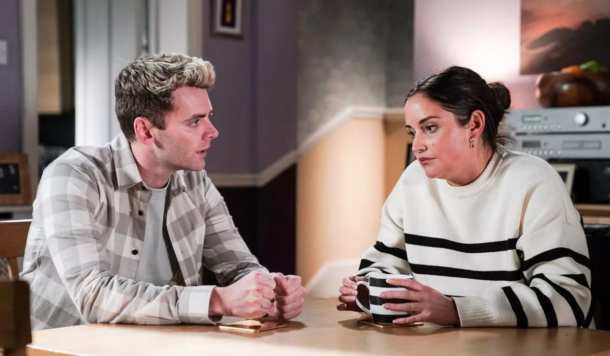 EastEnders: Peter& Lauren