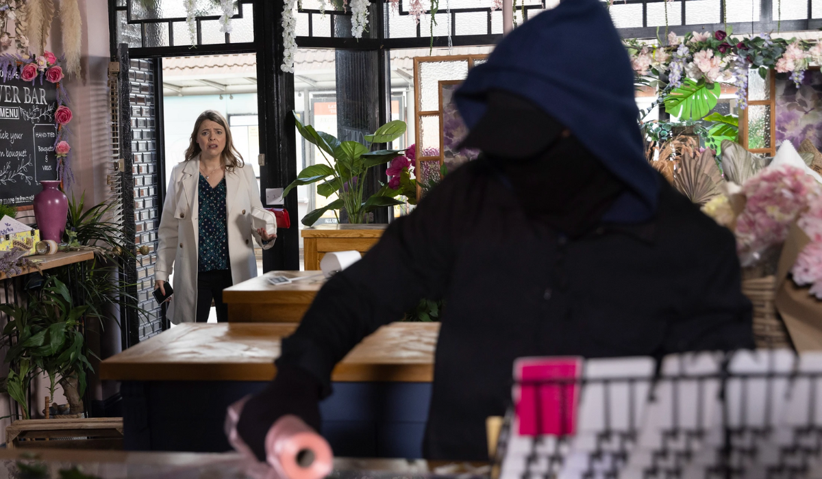 Tracy is shocked: Coronation Street