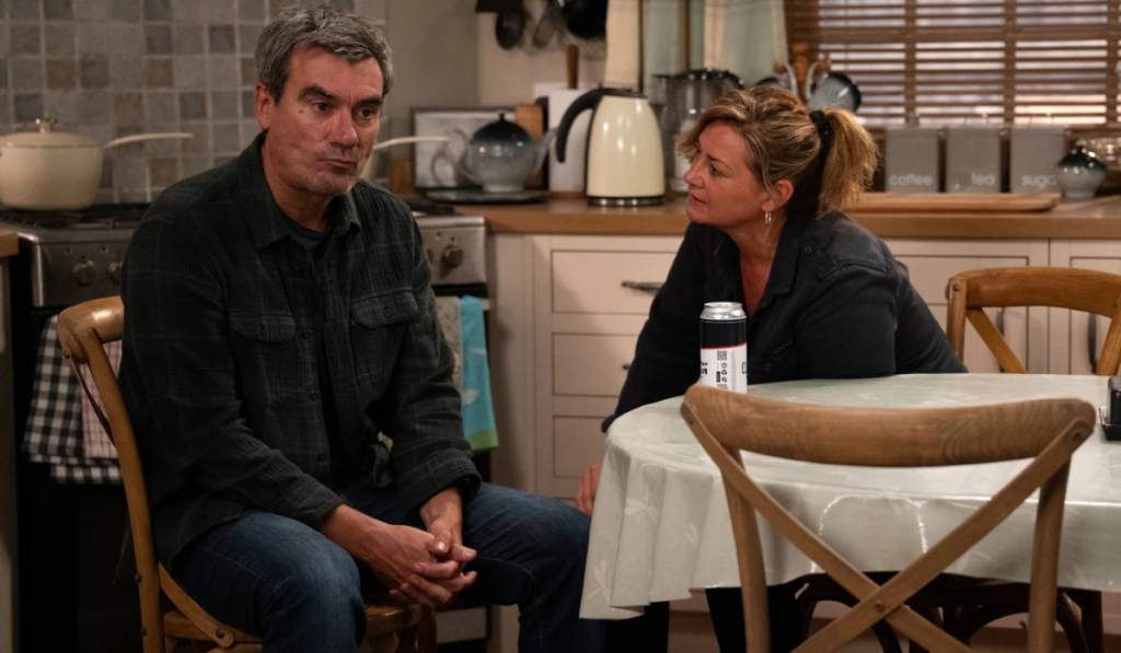 Emmerdale: Cain returns!