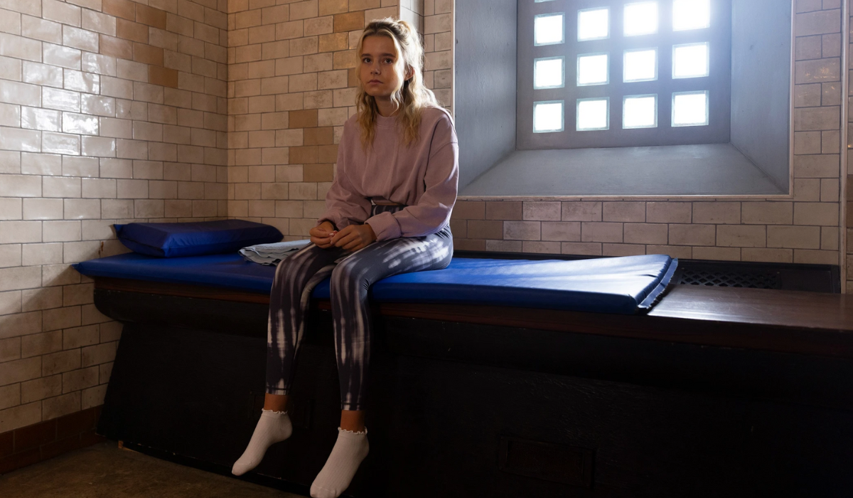 betsy-arrested-coronation-street