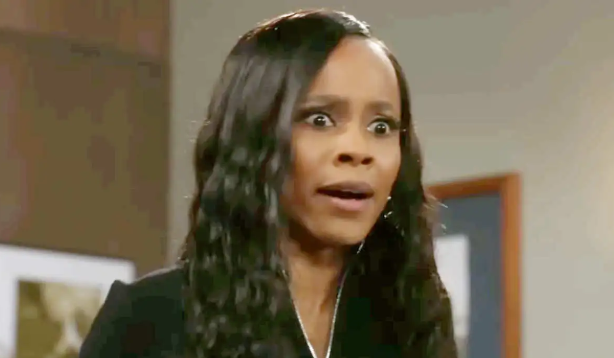 Hayley-beyond-the-gates