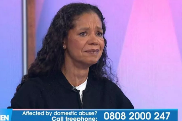 Emmerdale: She breaks down