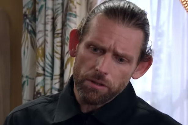 Emmerdale: Kev won't leave soon