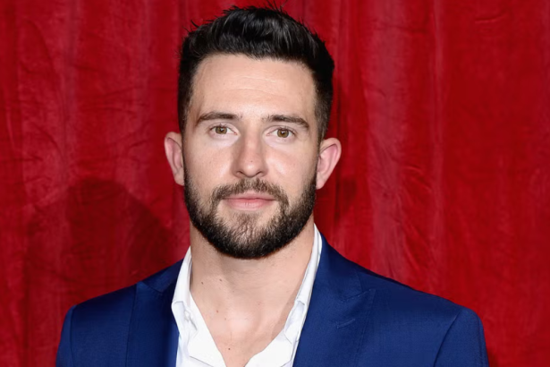 Emmerdale: He reflects on the plot!